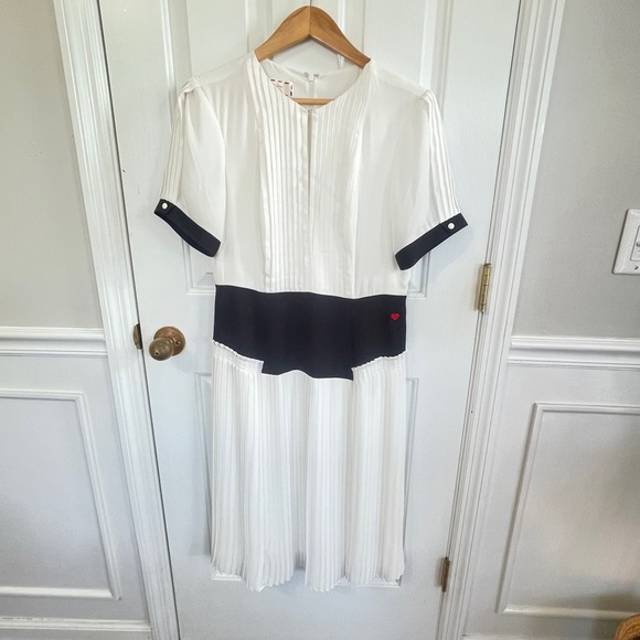 Dear Drew by Drew Barrymore Elizabeth Street Short Sleeve Pleated Dress SZ 6 - Picture 2 of 11